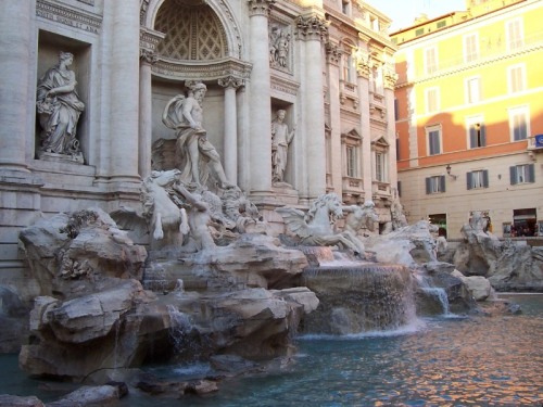 Trevi Fountain, Rome, Italy photo by Markus Mark